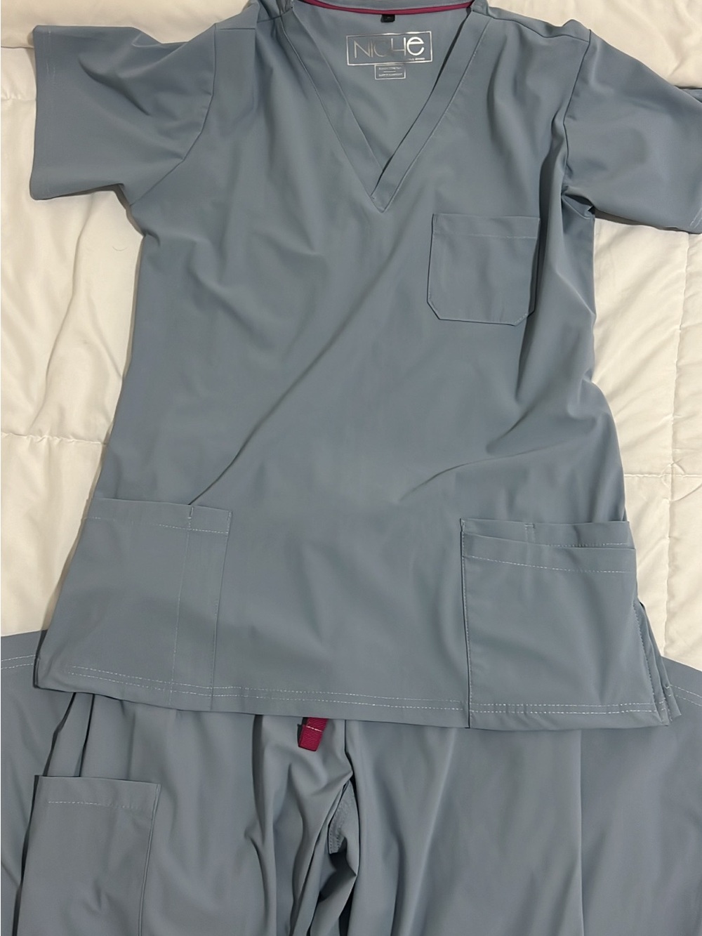 Nurse-Style V-Neck Scrub Set in Slate Blue -